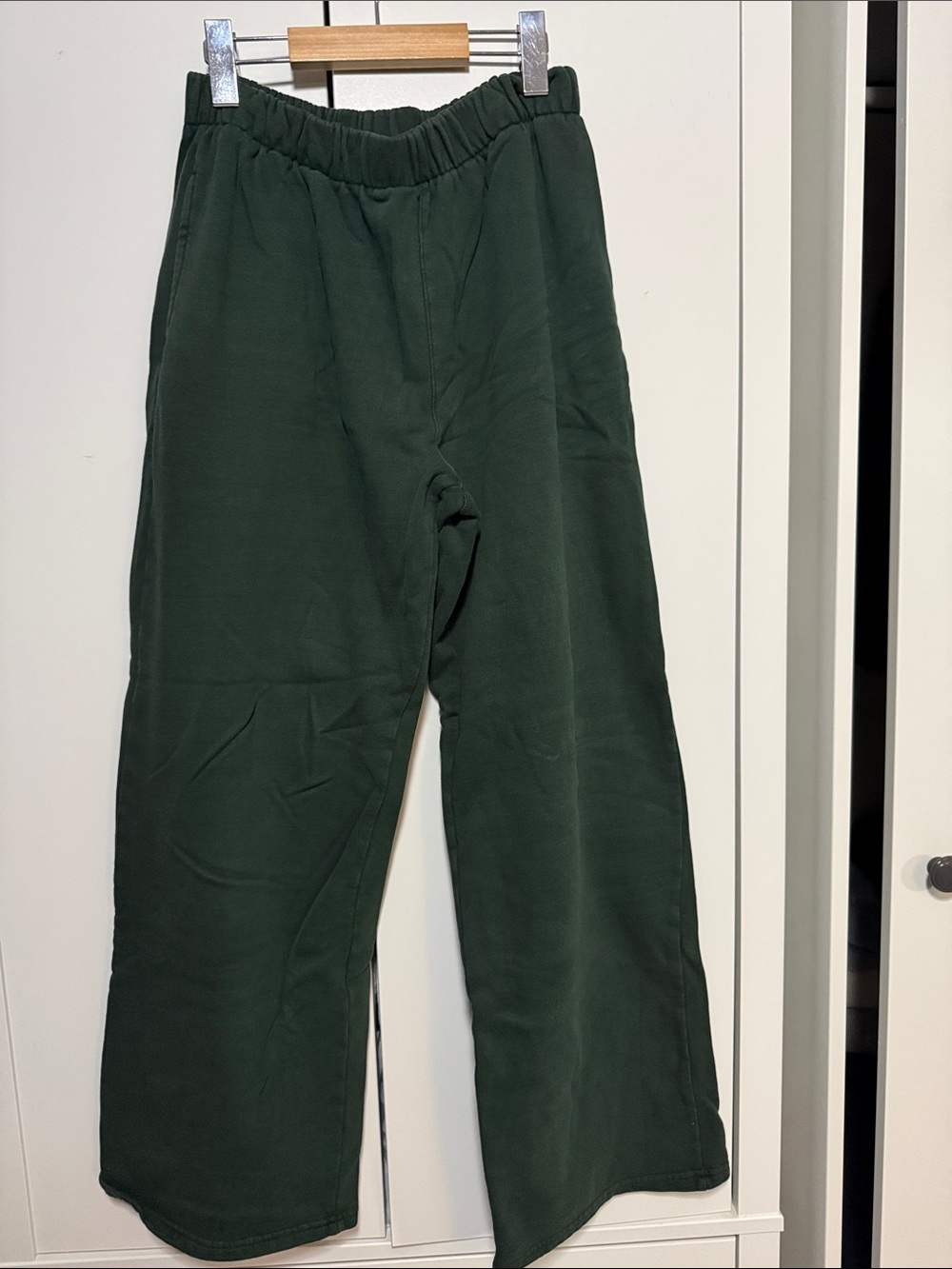 Brandy Melville Dark Green Wide-Leg Sweatpants